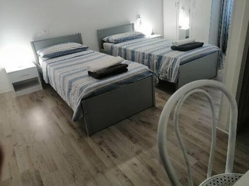Albergo Blue Fish 아비솔라 수페리오레 외부 사진