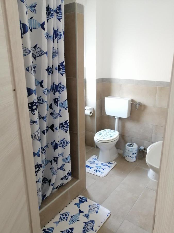 Albergo Blue Fish 아비솔라 수페리오레 외부 사진
