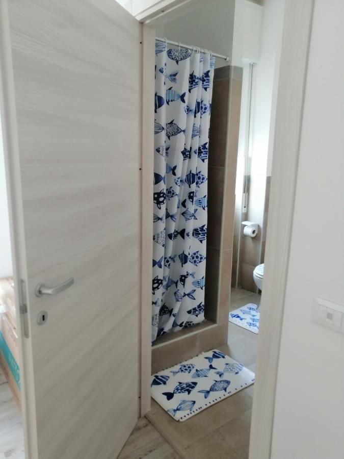 Albergo Blue Fish 아비솔라 수페리오레 외부 사진