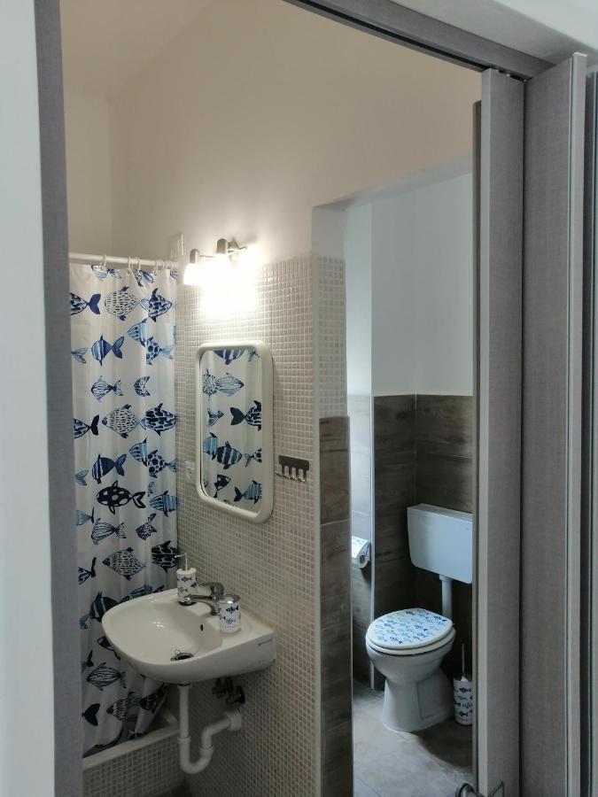 Albergo Blue Fish 아비솔라 수페리오레 외부 사진